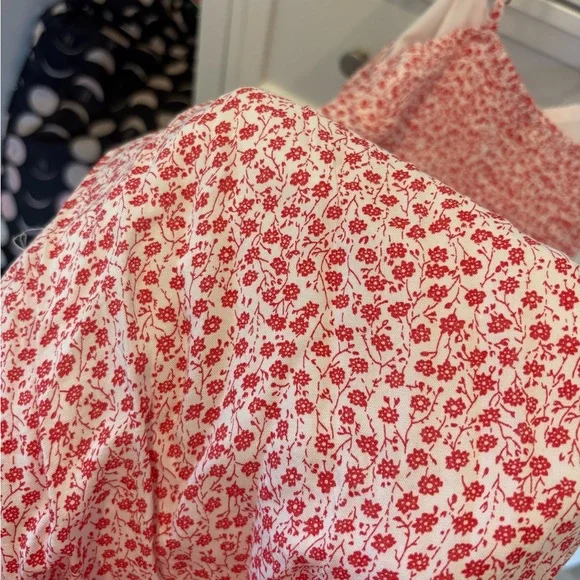 Red and White Floral Summer Midi Dress - Picture 7 of 8